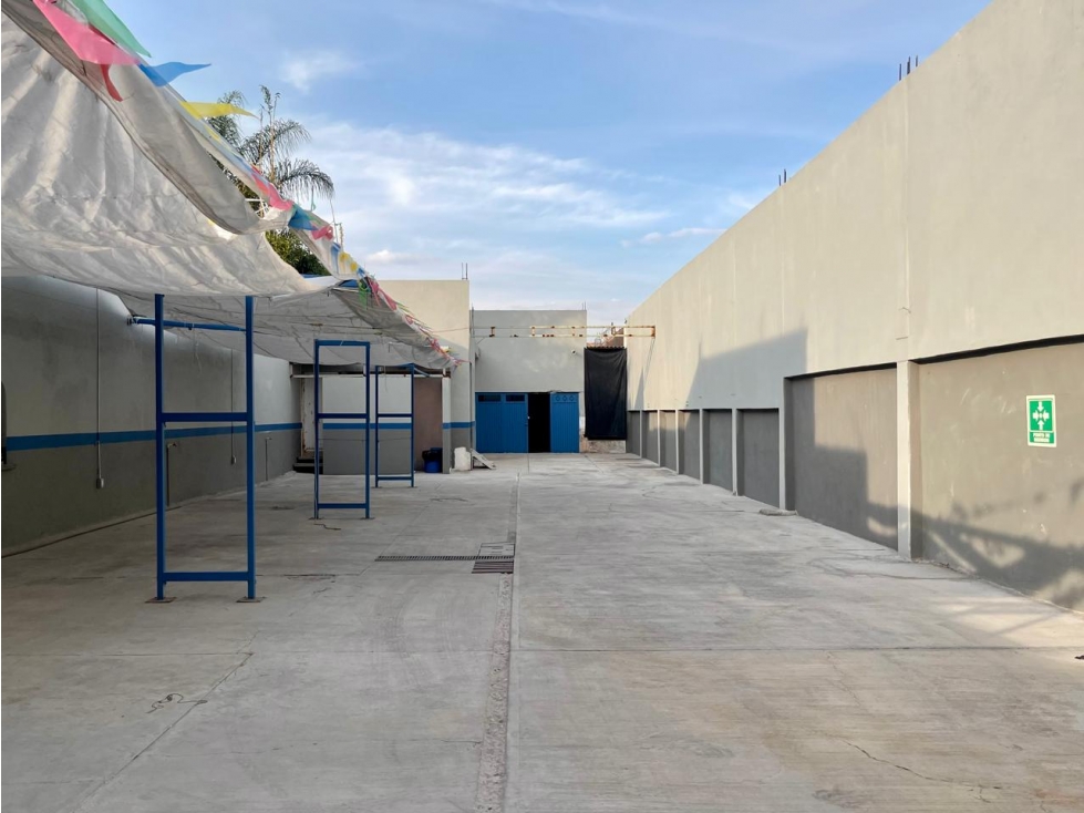 BODEGA COMERCIAL EN VENTA EN SAN JUAN DEL RIO QUERETARO - 2