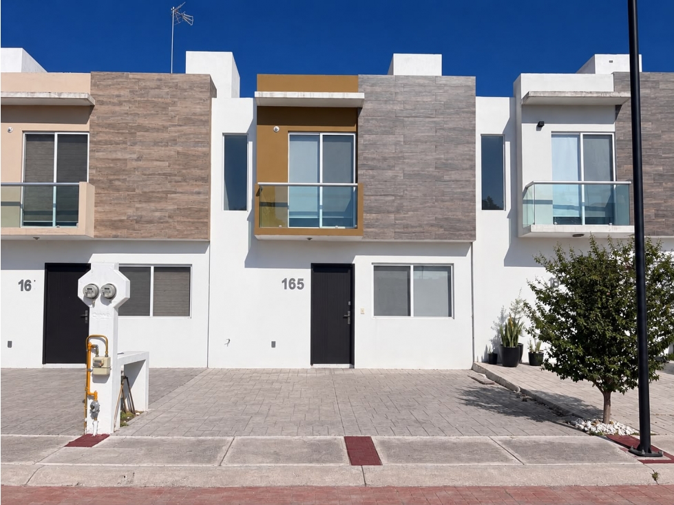 CASA EN VENTA EN SAN JUAN DEL RIO QUERETARO - 1