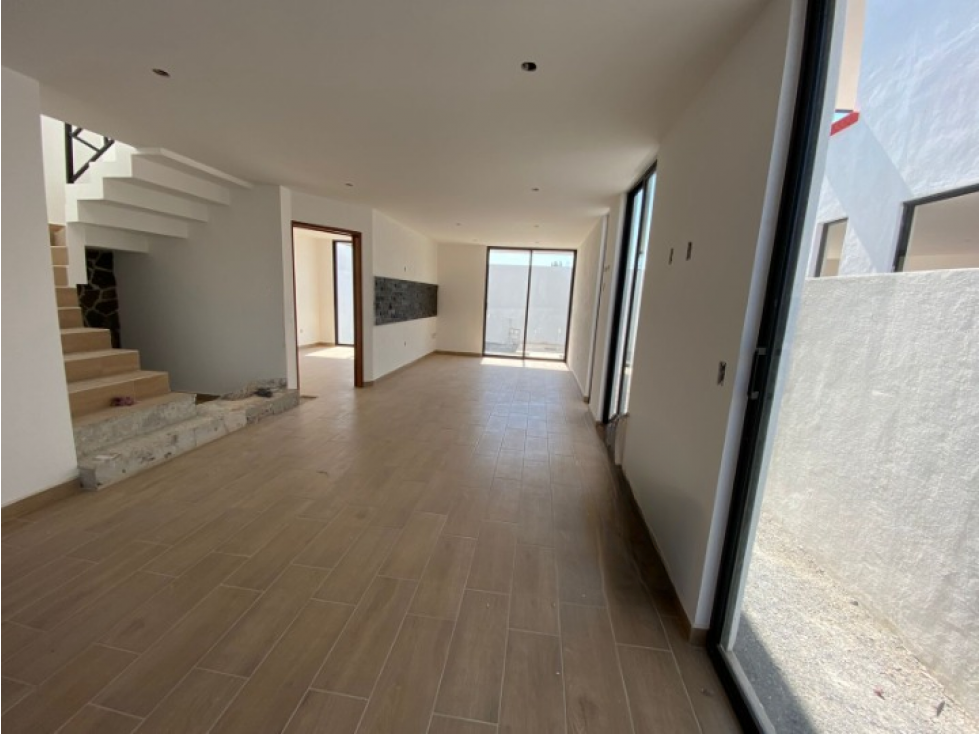 CASA EN VENTA EN TEQUISQUIAPAN - 4