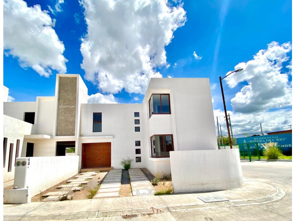 CASA EN VENTA EN SAN JUAN DEL RIO, QUERETARO