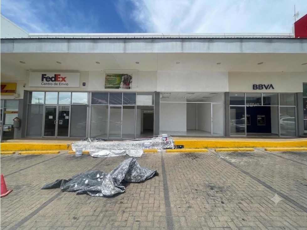 LOCAL EN RENTA EN SAN JUAN DEL RIO, QUERETARO - 1