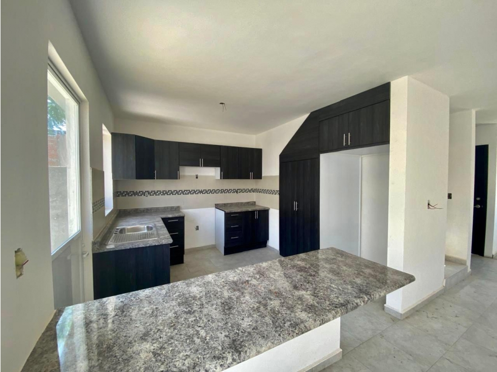 CASA EN VENTA EN SAN JUAN DEL RIO QUERETARO — foto 2