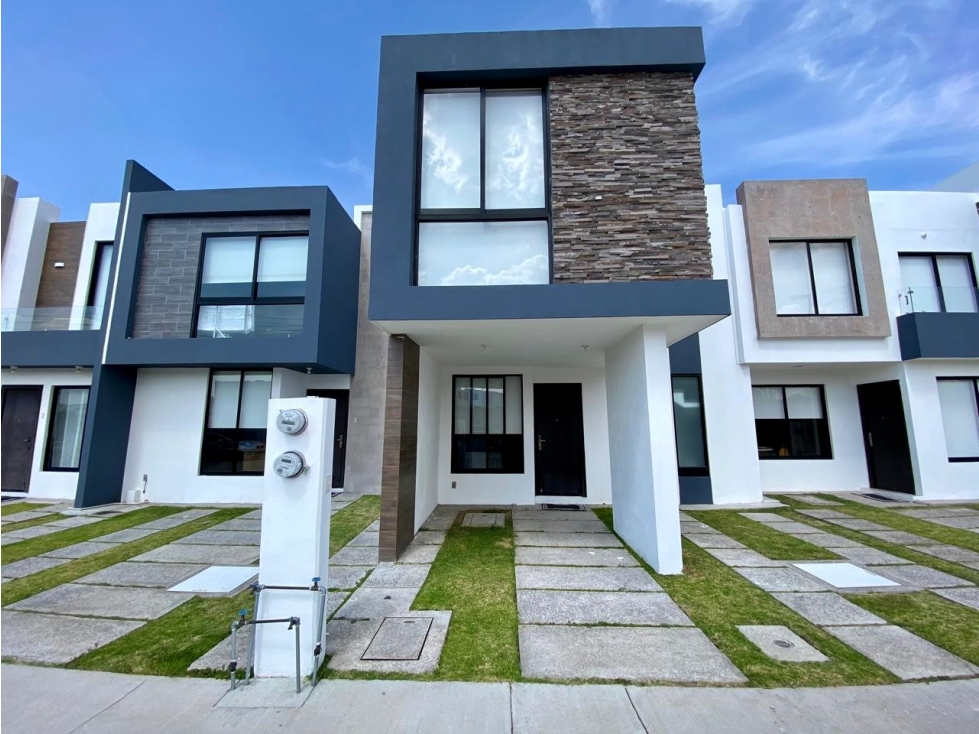 CASA EN VENTA EN SAN JUAN DEL RIO QUERETARO