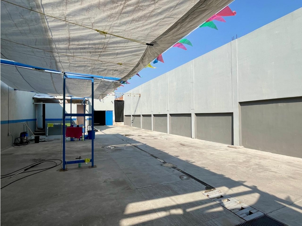 BODEGA COMERCIAL EN VENTA EN SAN JUAN DEL RIO QUERETARO - 4