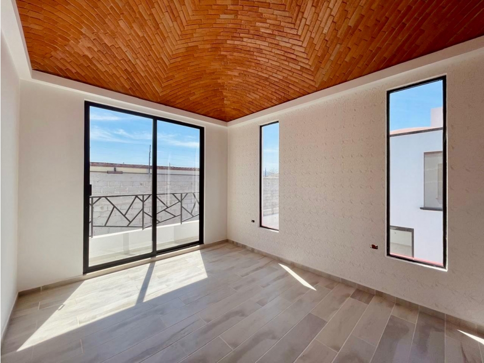 CASA EN VENTA EN SAN JUAN DEL RIO, QUERETARO — foto 2