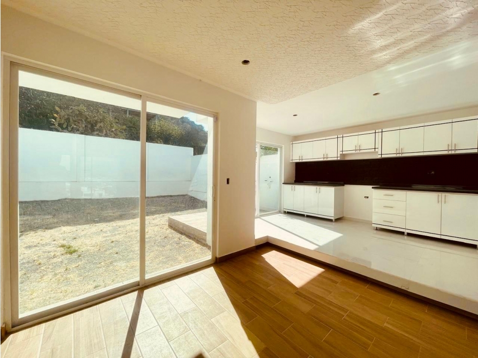 CASA EN VENTA EN SAN JUAN DEL RIO, QUERETARO — foto 2