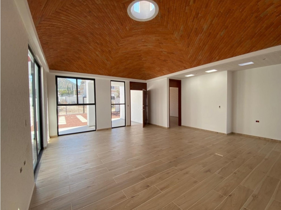 CASA EN VENTA EN SAN JUAN DEL RIO QUERETARO — foto 2