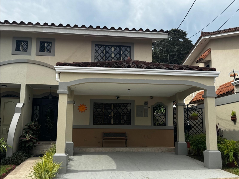 Casa en Ville di Firenze a la venta o alquiler