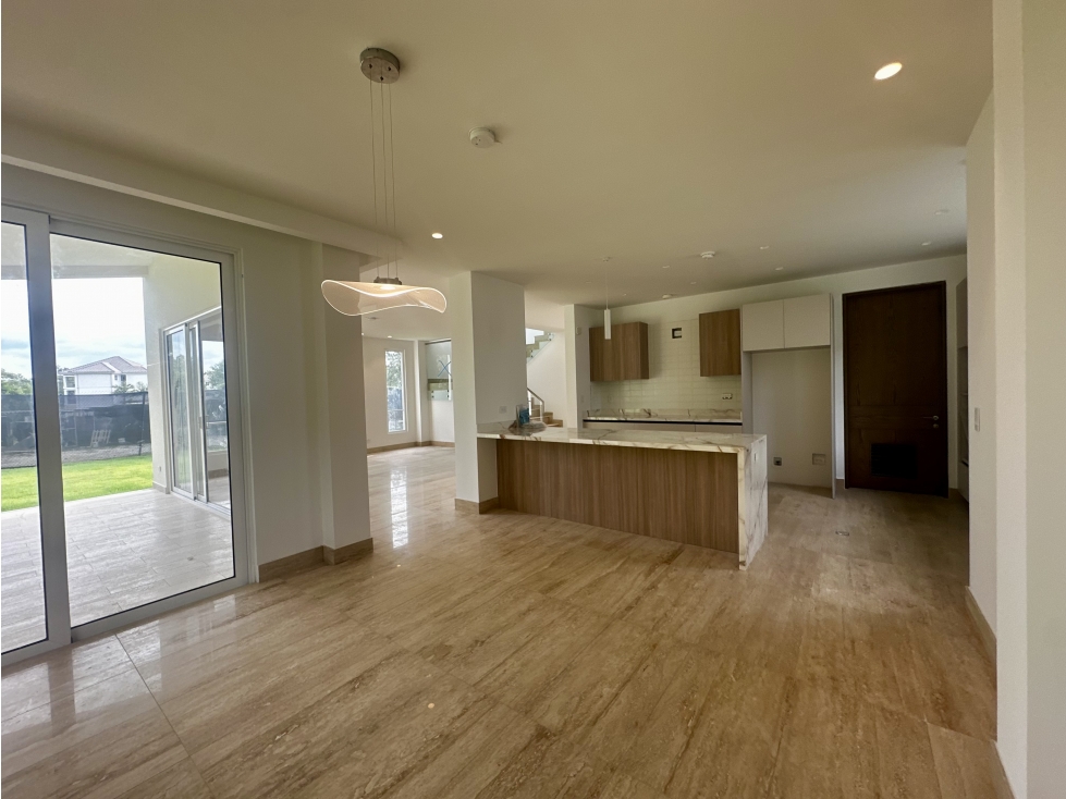 Veranera - Se Vende Casa en Bijao Beach Club & Residences - 4