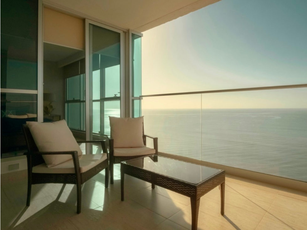 Se Vende Apartamento de Playa en Lighthouse Beach Tower, Río Hato