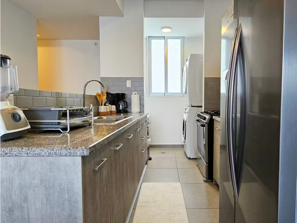 Se Alquila Apartamento en La Cresta — foto 3