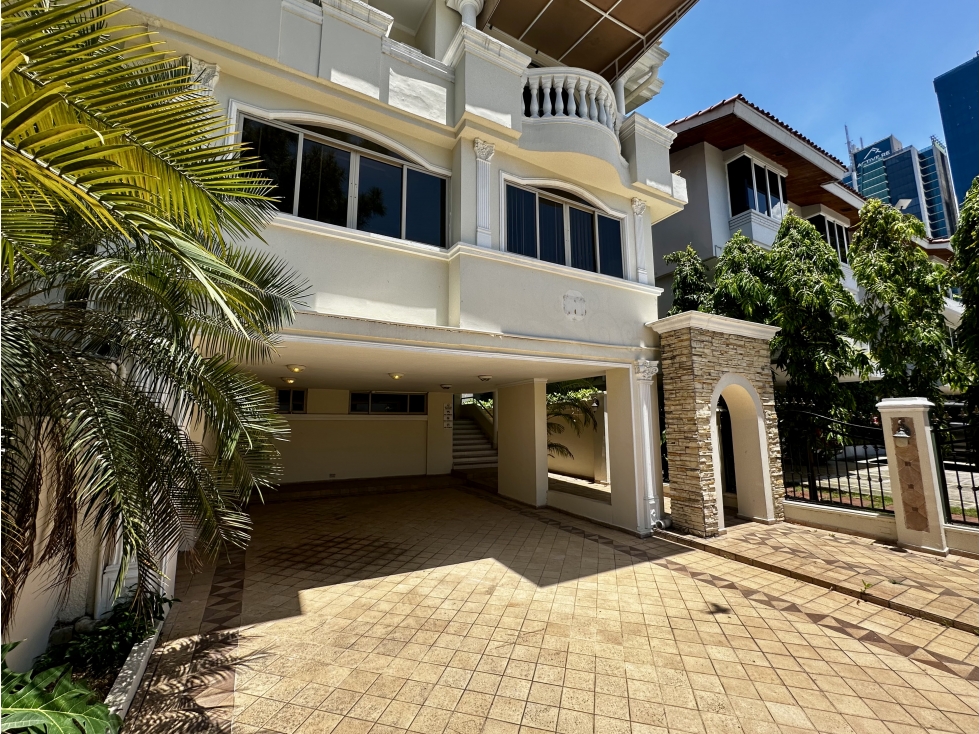 Se Vende o Alquila Exclusiva y Versatil Casa en Obarrio — foto 3