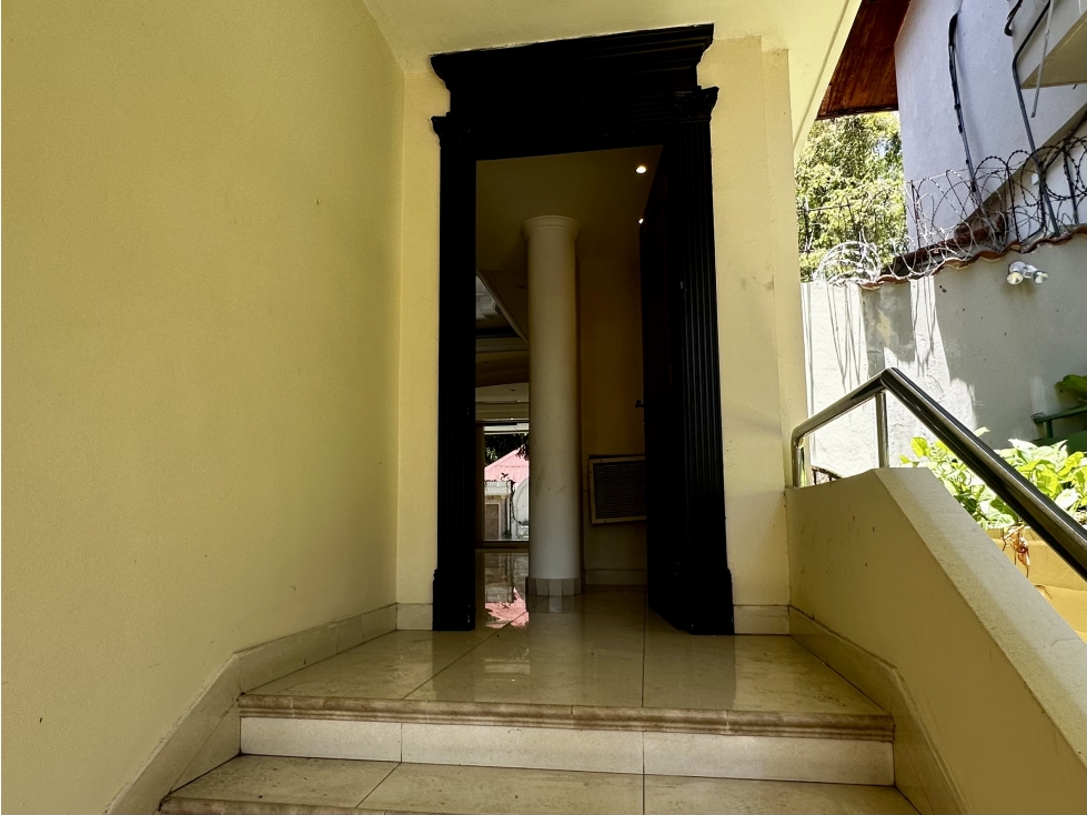 Se Vende o Alquila Exclusiva y Versatil Casa en Obarrio — foto 6