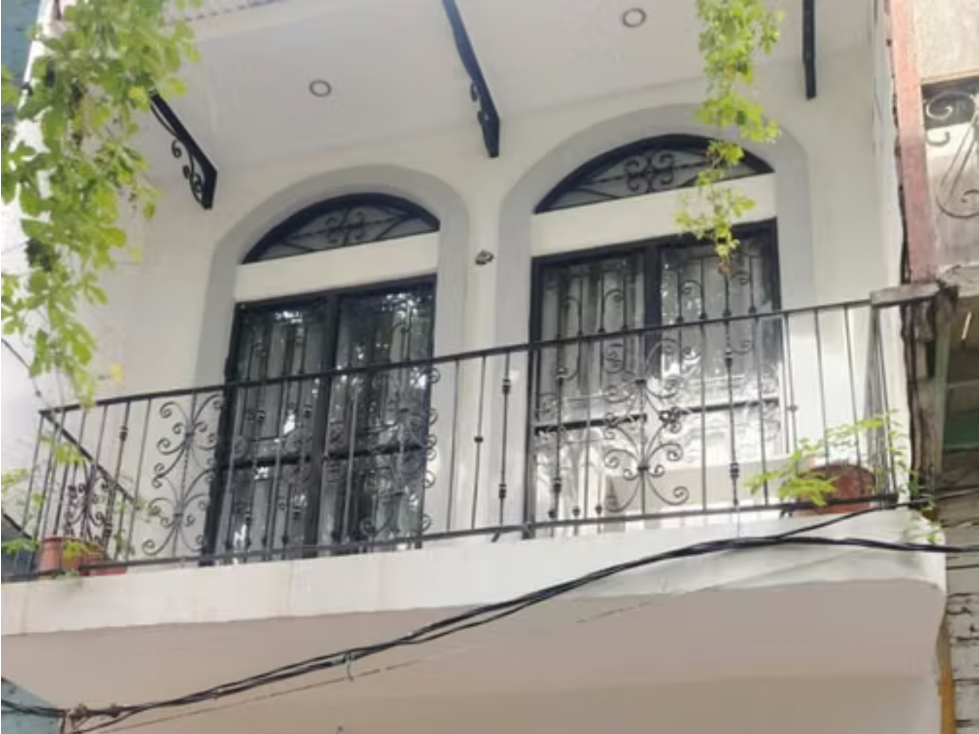 Se Vende Edificio Mixto Alquilado en Casco Viejo