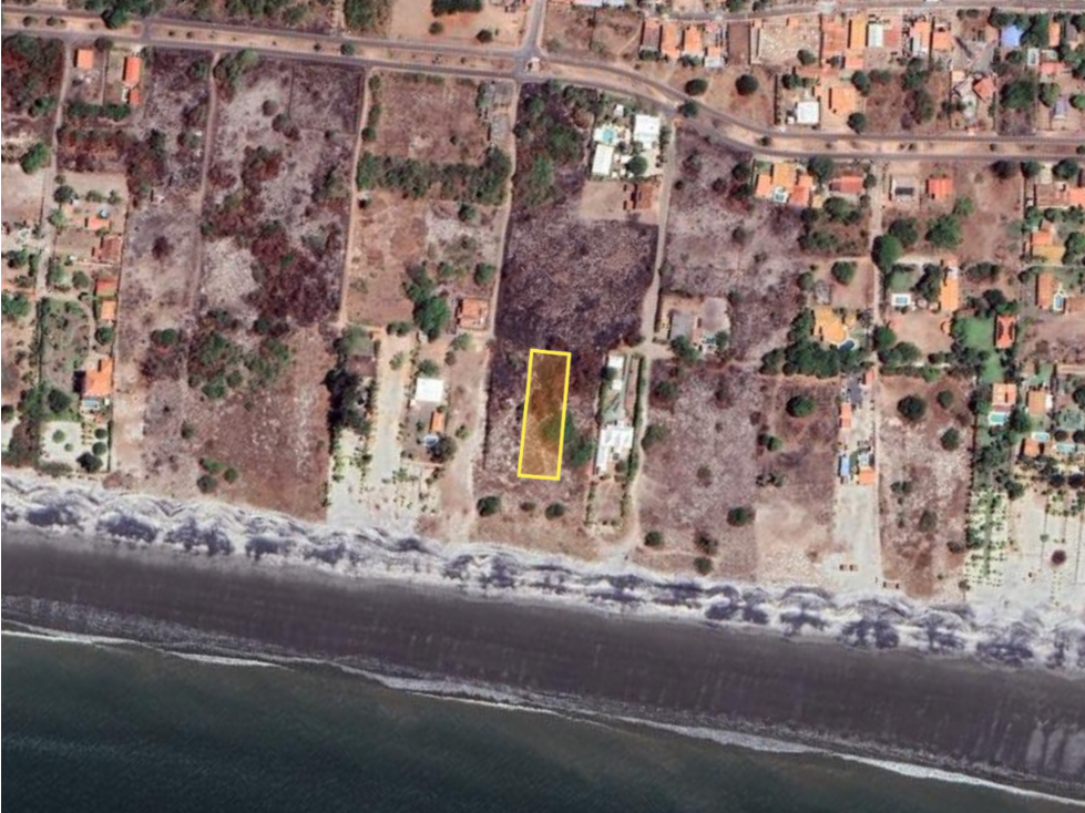Terreno: 2,250 m² + Concesión: 475 m², Frente al Mar en Punta Chame