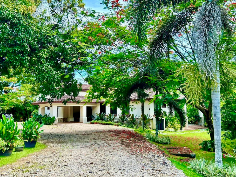 Se Vende Hermosa Casa en El Barrero, Penonome, Coclé — foto 3