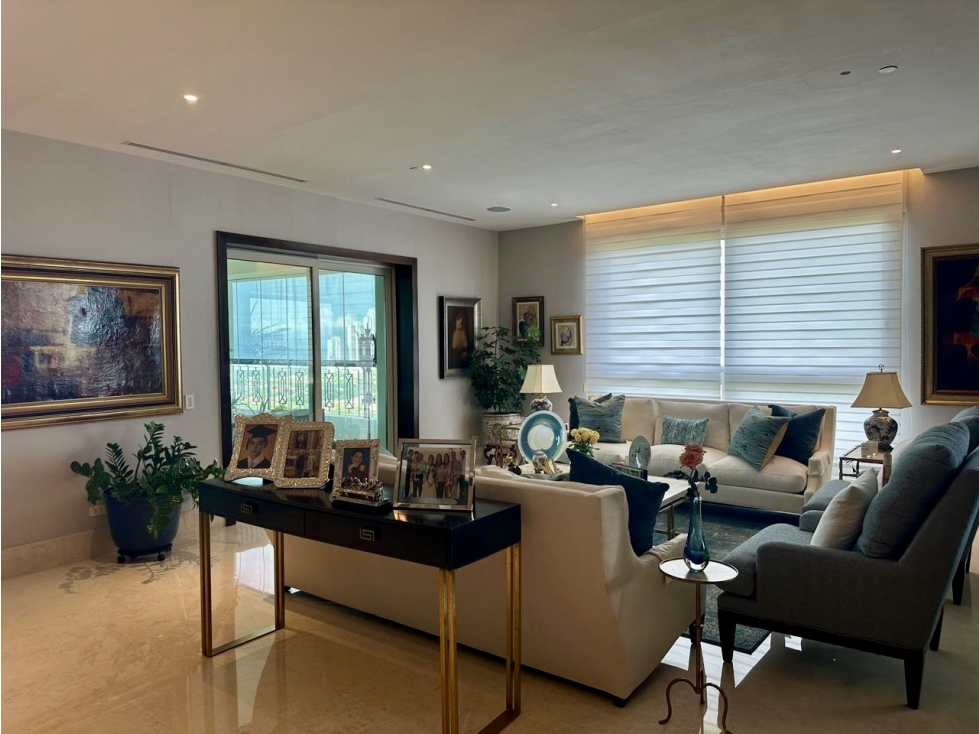 Se Vende Penthouse en The Heritage, Santa Maria — foto 4