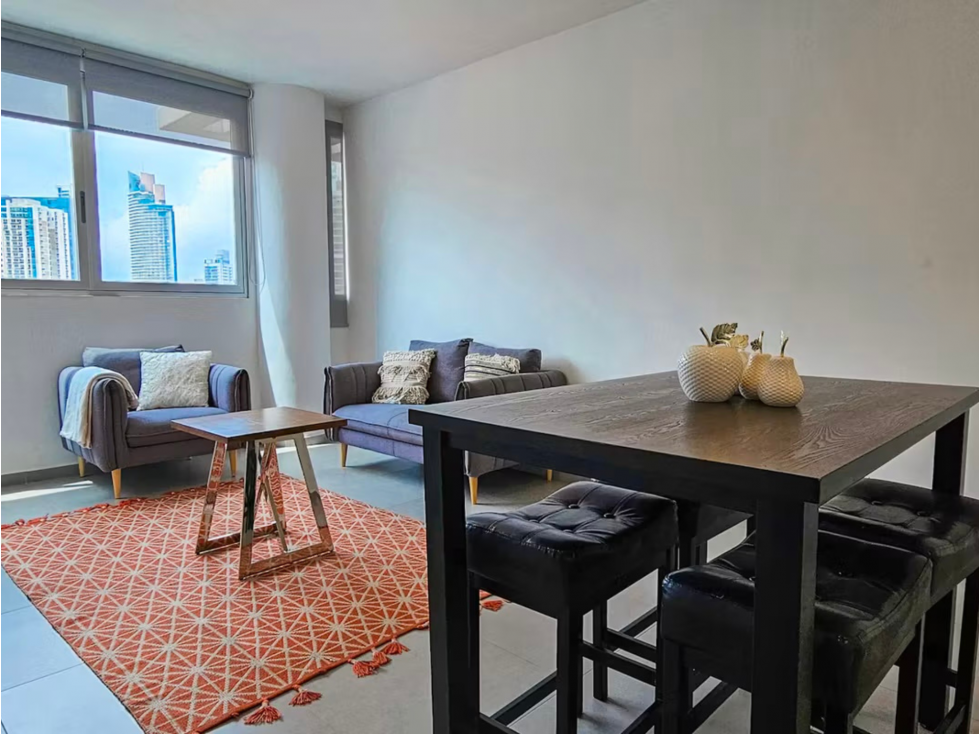 Se Alquila Apartamento en La Cresta
