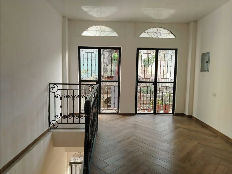 Se Vende Edificio Mixto Alquilado en Casco Viejo — foto 4