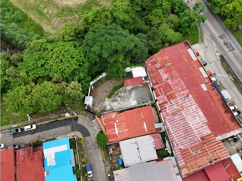 Se Vende o Alquila Terreno Comercial en Zona Estratégica, Linda Vista — foto 3