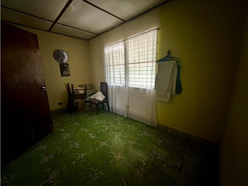 Vendo Casa con Terreno Amplio de 885 m² en Pocrí de Aguadulce - 4
