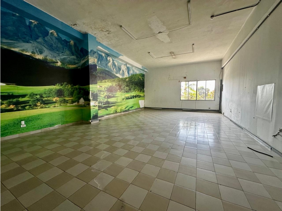 Se Alquila - Vende Edificio en Urbanización Club X - 3