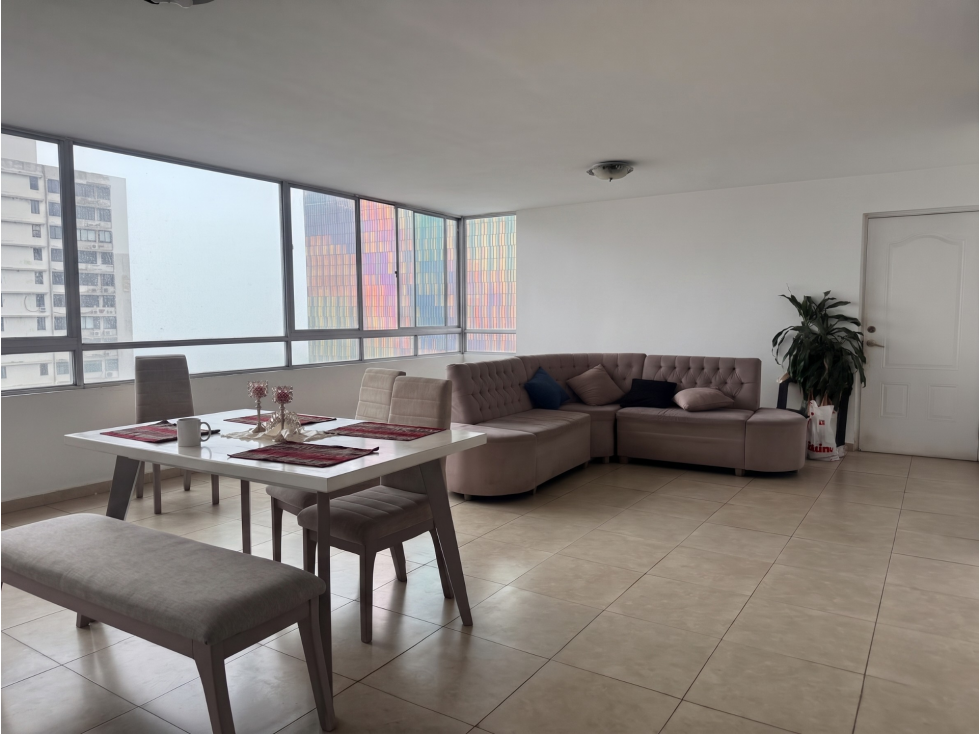 Se Vende o Alquila Apartamento en South Beach