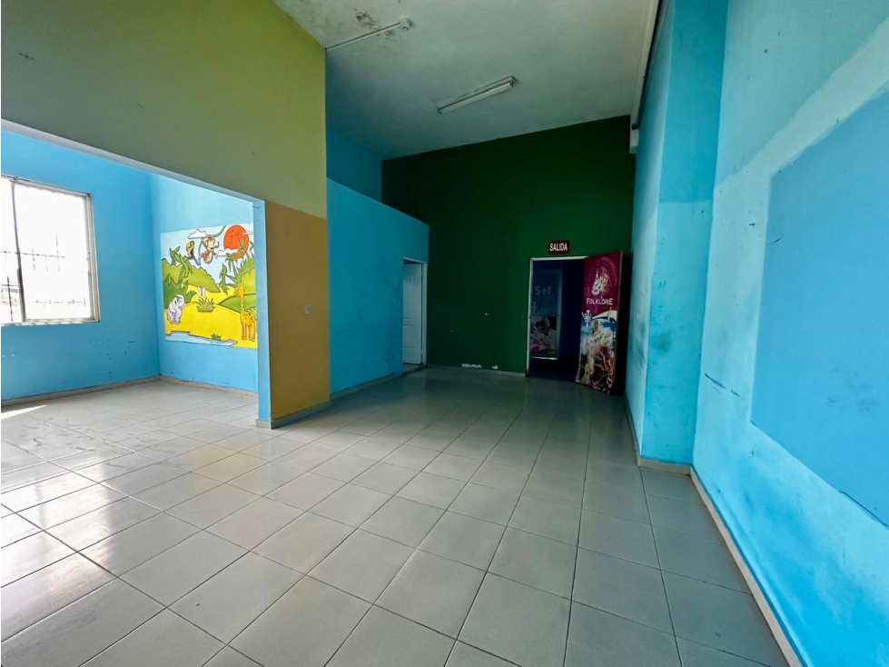 Se Alquila - Vende Edificio en Urbanización Club X - 5