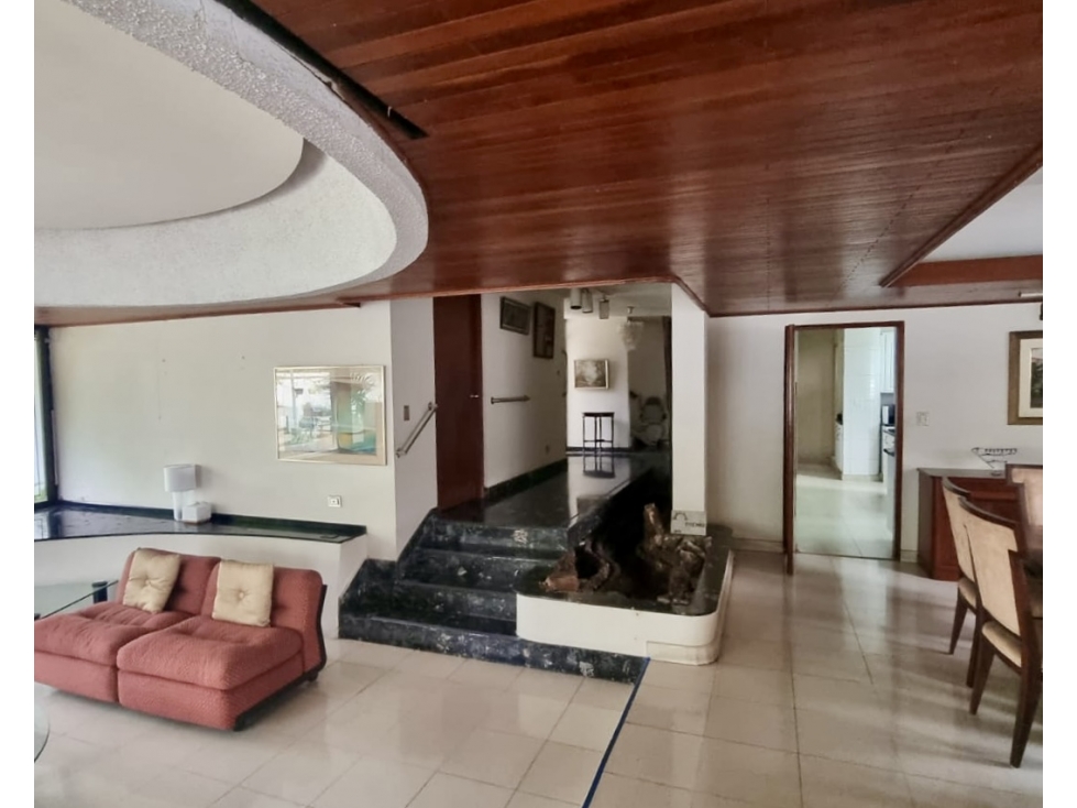 Se Vende o Alquila Casa con Zonificación ZM6 en Obarrio — foto 5