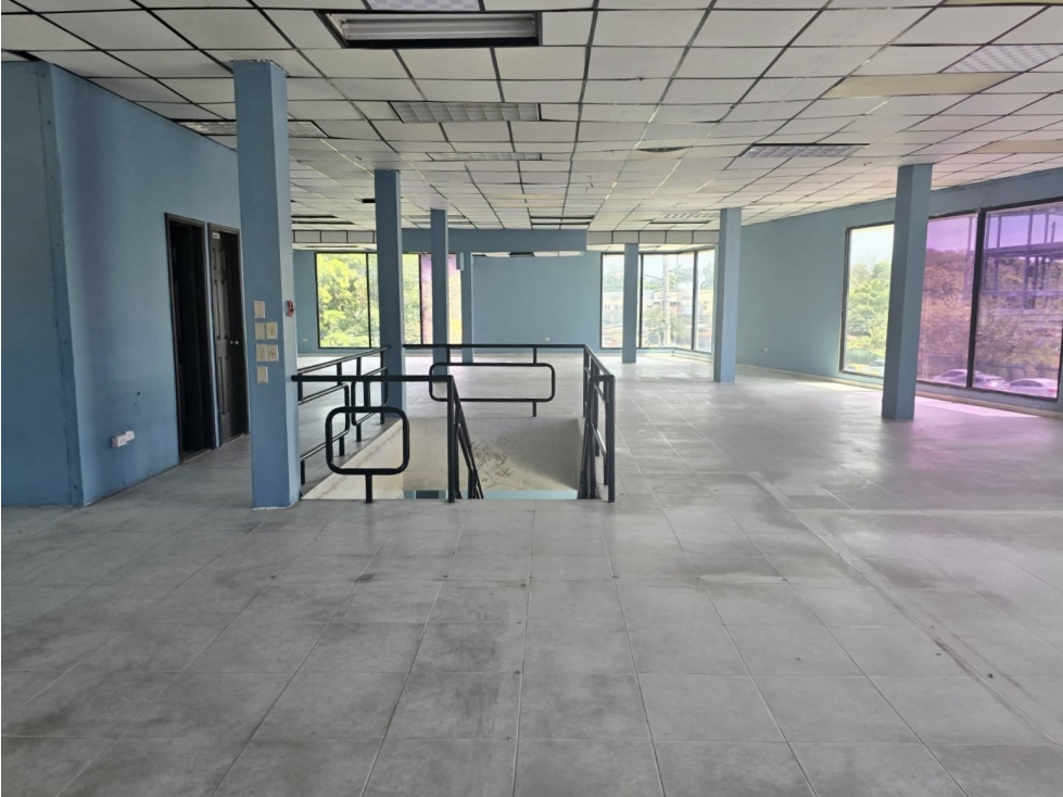 Se Alquila Edificio Comercial en la Vía Interamericana, Penonomé - 4