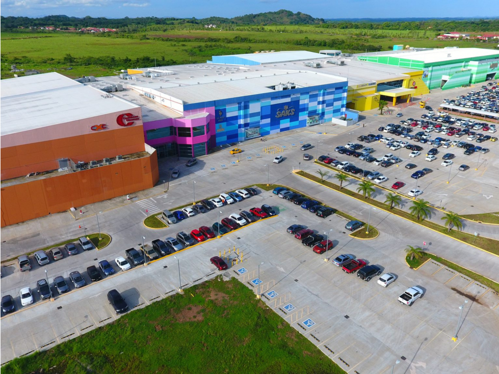Se Alquila Amplio Local Comercial en Santiago Mall - 2