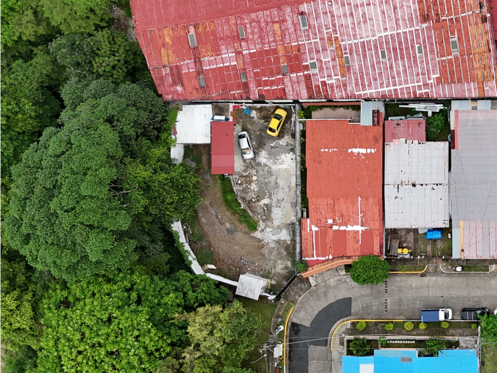 Se Vende o Alquila Terreno Comercial en Zona Estratégica, Linda Vista