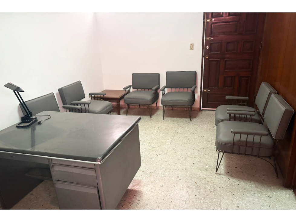 Consultorio Amueblado en RENTA en Zona Centro CCR660846 - 2