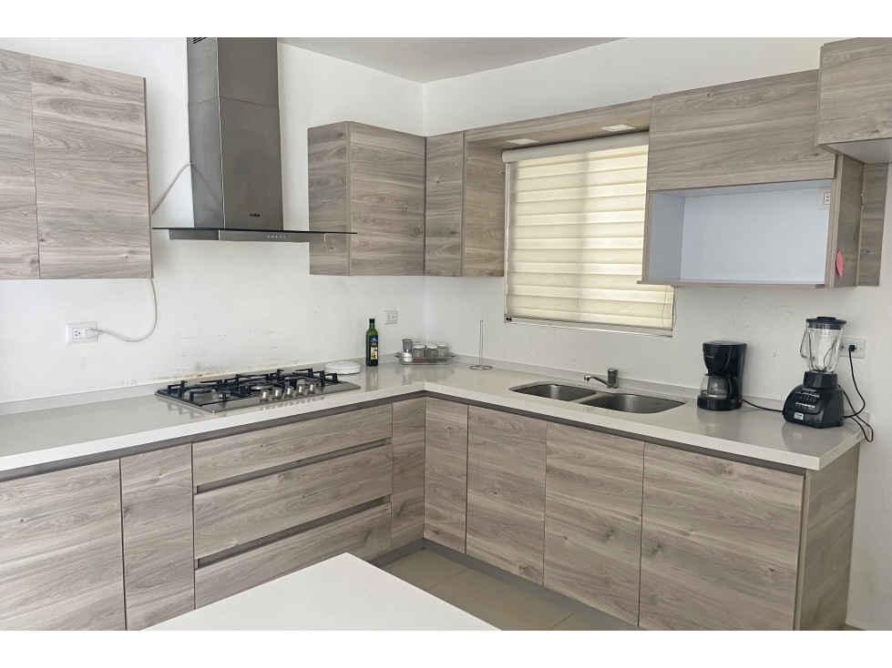 Casa en RENTA en Montevista RCR568471 - 3