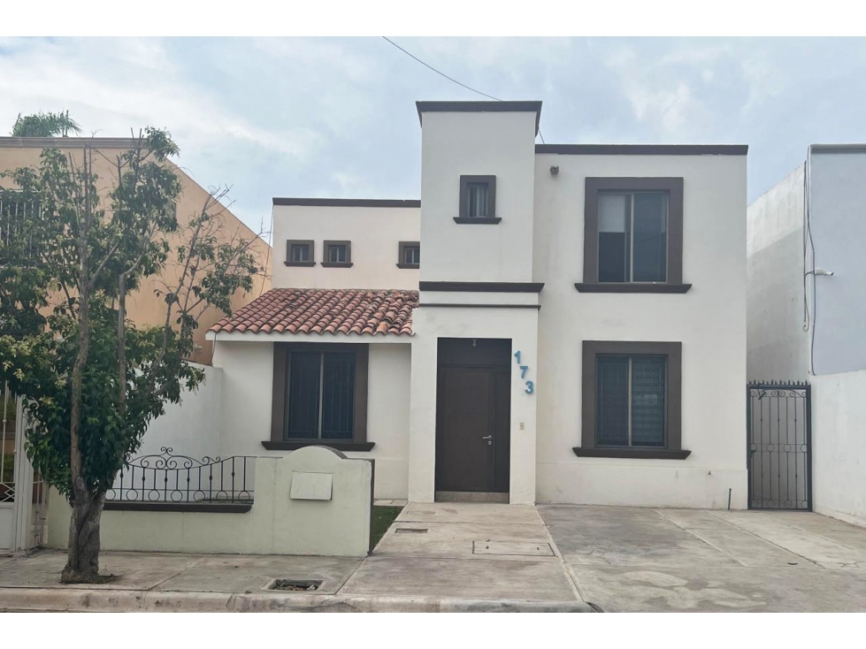 Casa en RENTA en Rincón de Sayavedra RCR607521