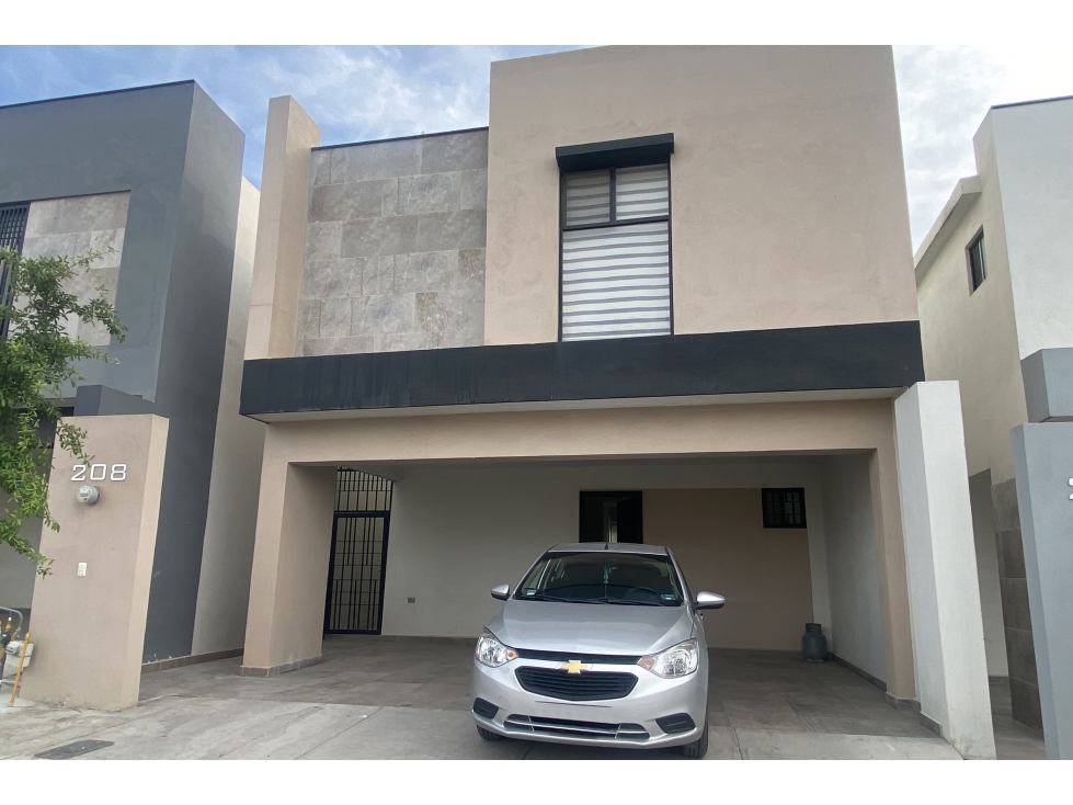 Casa en RENTA en Montevista RCR568471 - 1
