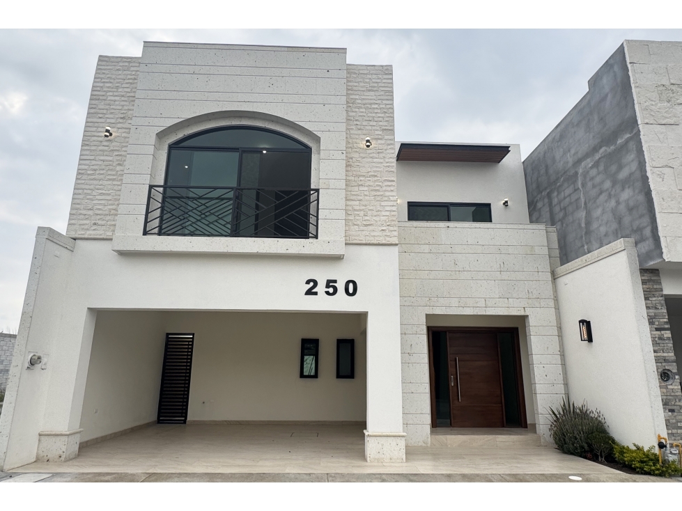Casa Nueva en VENTA en Rincón de los Encinos RCV655727