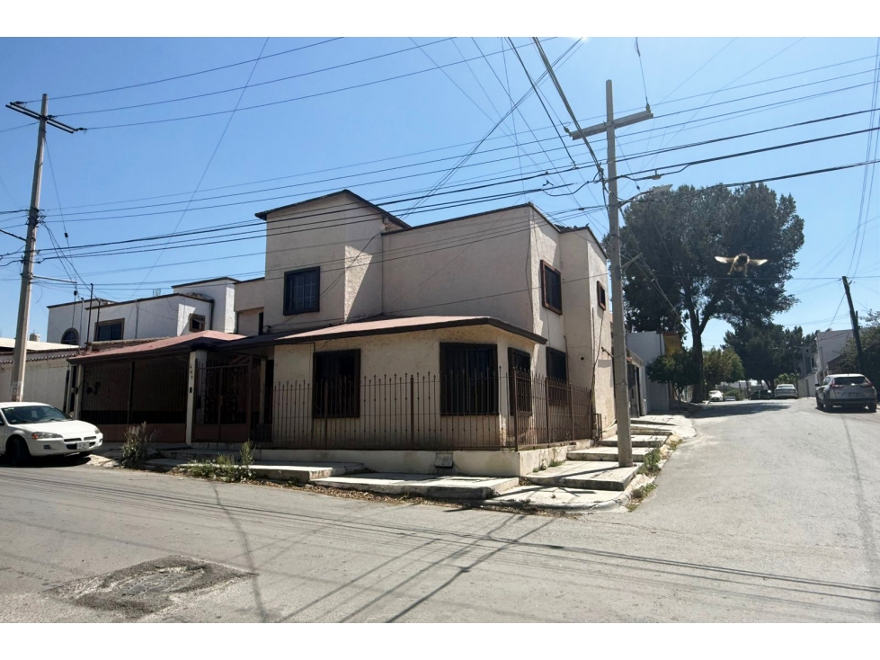 Casa en VENTA en Republica Poniente RCV672031