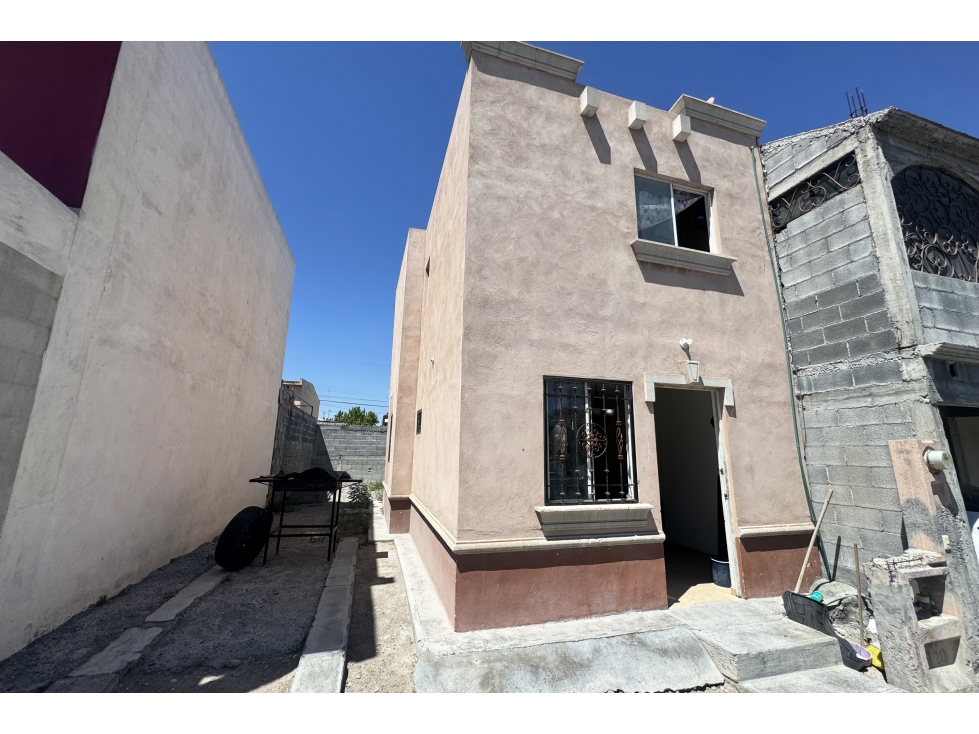 Casa en VENTA en Fracc. Villas de Arizpe, Ramos Arizpe RCV680196 - 1