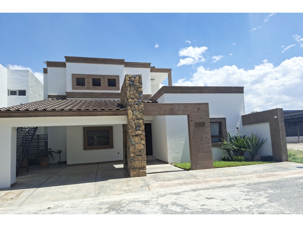 Residencia al norte de 1 planta en Country Club RCV688110