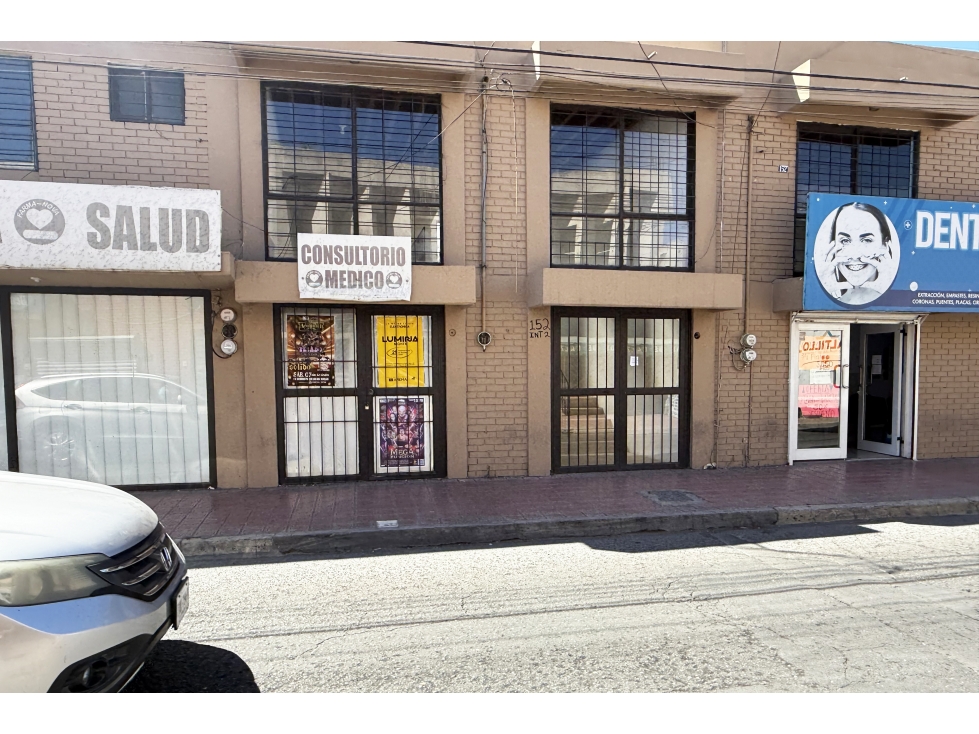 Locales en RENTA en Blvd. Pérez Treviño, Zona Centro COR669578 - 2