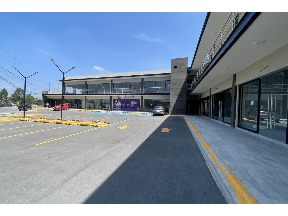 Local en RENTA en Plaza Comercial Yola, Ramos Arizpe CLR691017 - 3