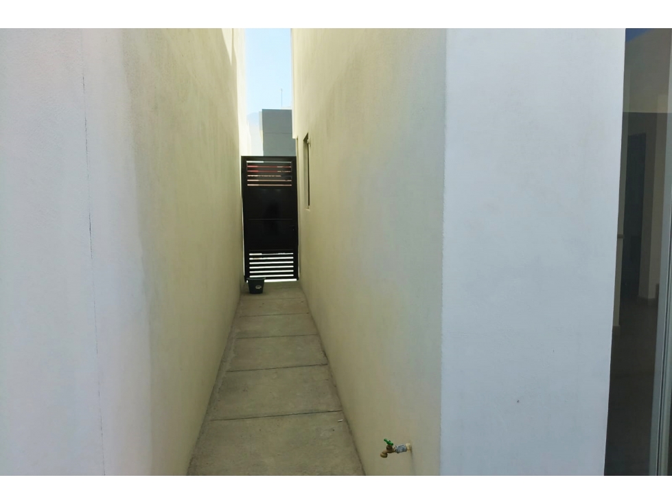 Casa en RENTA en Residencial Cantabria RCR633793 - 2