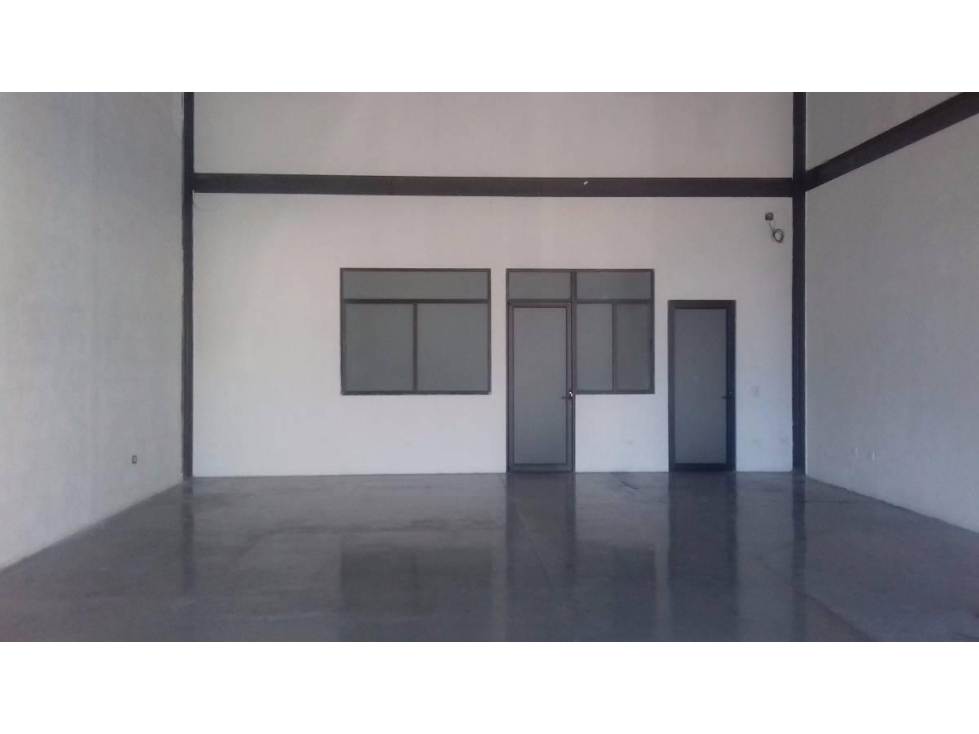 Local Comercial en Plaza 600 CLR373360 - 2