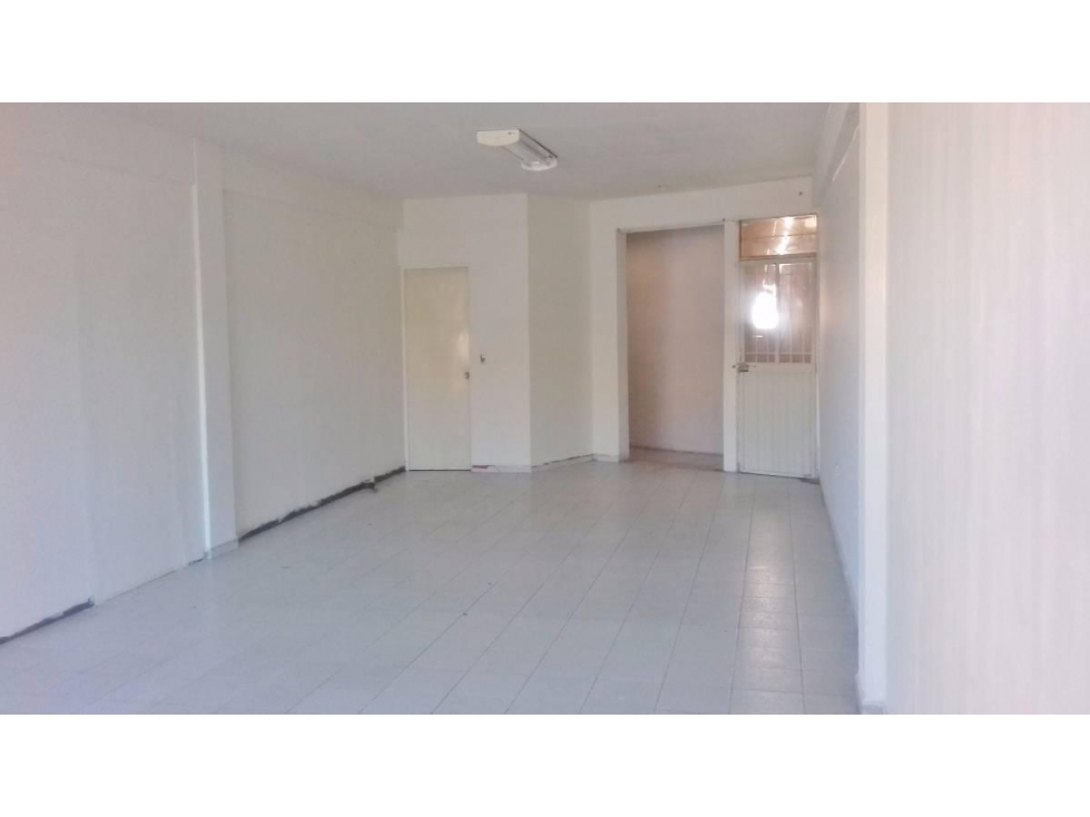 Local de 65 mts2 Planta alta en Plaza Cristal CLR372445 - 2