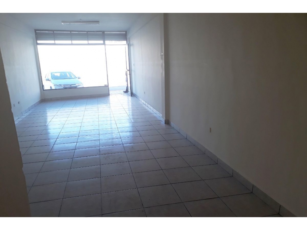 Locales en Planta alta en Plaza del Valle CLR424907 — foto 2