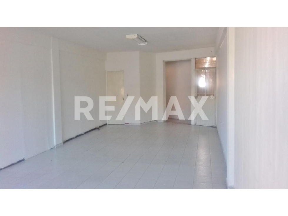 Local comercial planta baja en Plaza Cristal CLR391766 — foto 2