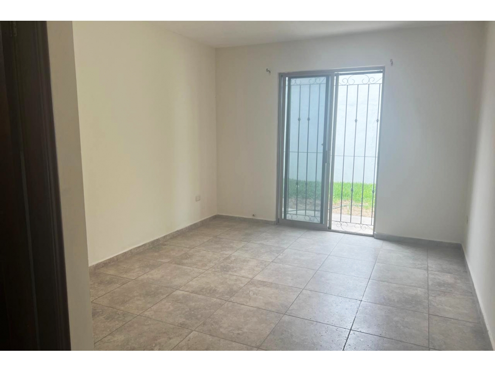Casa en RENTA en Rincón de Sayavedra RCR607521 — foto 2