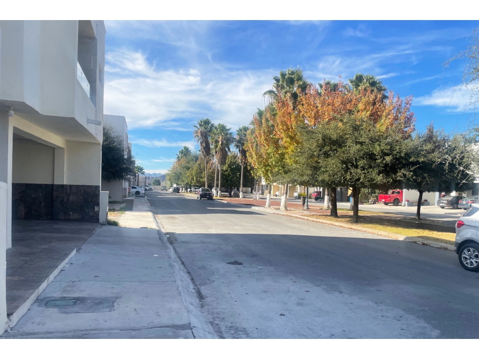 Casa en RENTA en Privanzas del Campestre (Marsella) RCR627748 - 2