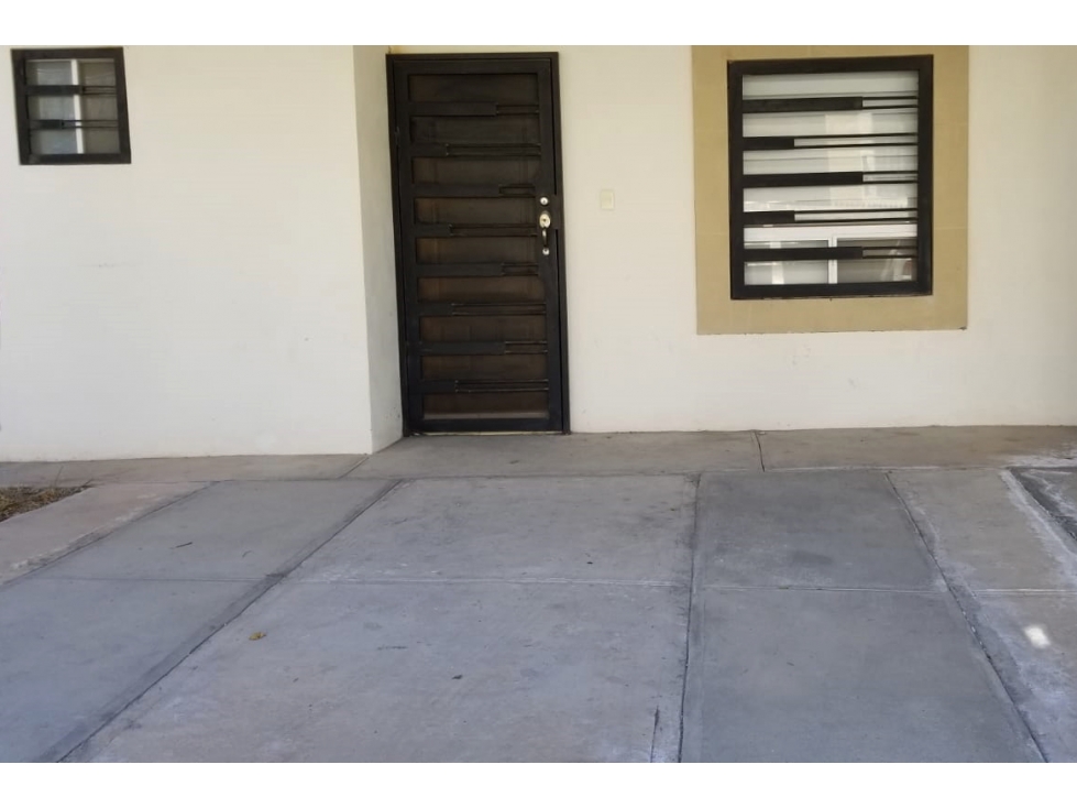 Casa Amueblada en RENTA en Portal de las Lomas RCR526961 — foto 2